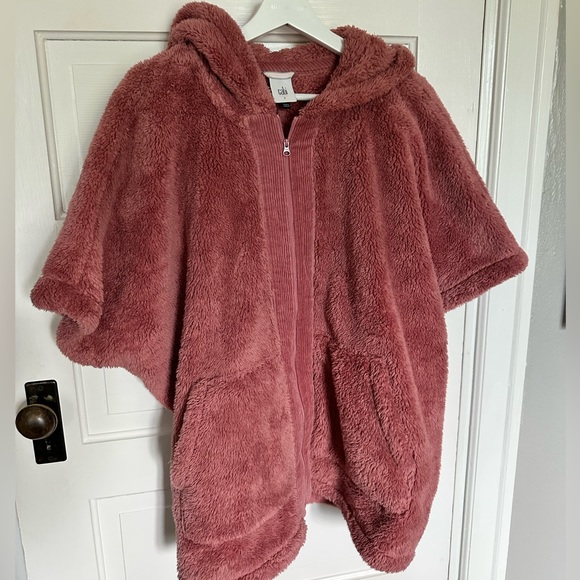 EUC Cabi Embrace Topper Size S - Picture 4 of 5